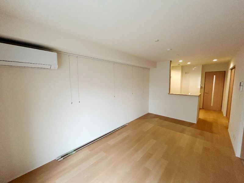 ��ʌ��������܎s�k����i���R���ڂ̃A�p�[�g�̋��ԁE���r���O