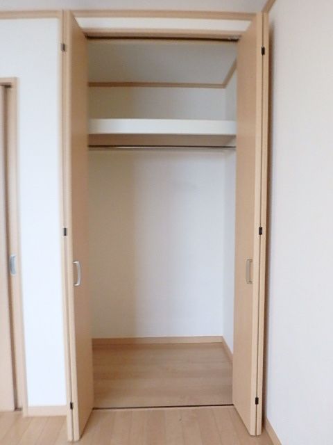 ��ʌ��������܎s�k��y�C���Q���ڂ̃A�p�[�g�̎��[