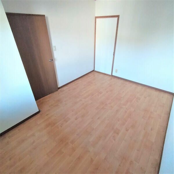 ��ʌ�����s�݉ƒ��̃A�p�[�g�̂��̑�