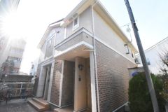 ��ʌ��������܎s��{��听���P����282-1�̃A�p�[�g�̌����O��