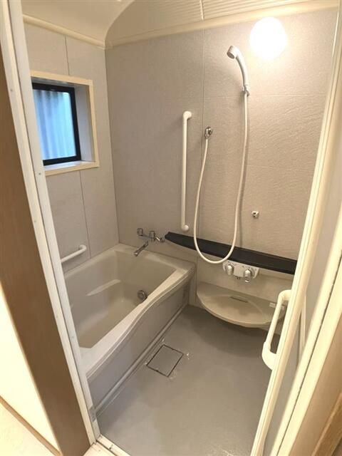 ��ʌ��z�J�s�_�����Q���ڂ̈�ˌ��Ẵo�X