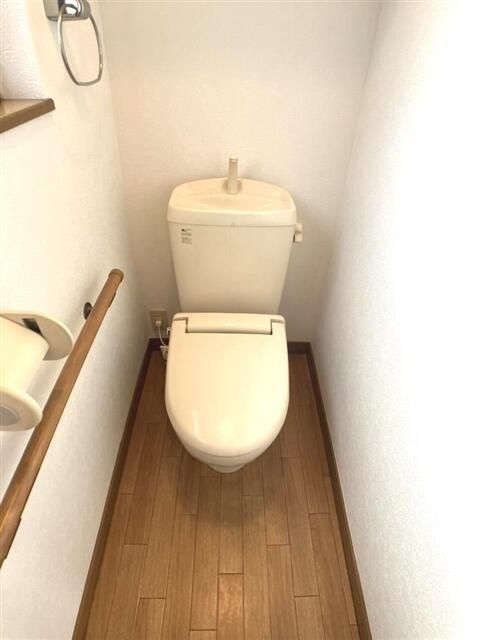 ��ʌ��z�J�s�_�����Q���ڂ̈�ˌ��Ẵg�C��