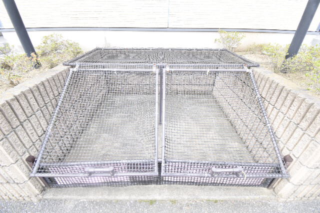 ��ʌ��������܎s��{��O���P���ڂ̃A�p�[�g�̂��̑�