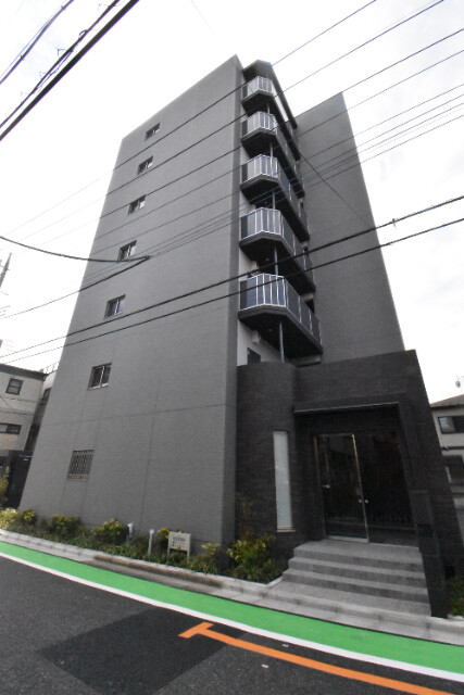 ��ʌ��������܎s��{�擌���Q���ڂ̃}���V�����̌����O��