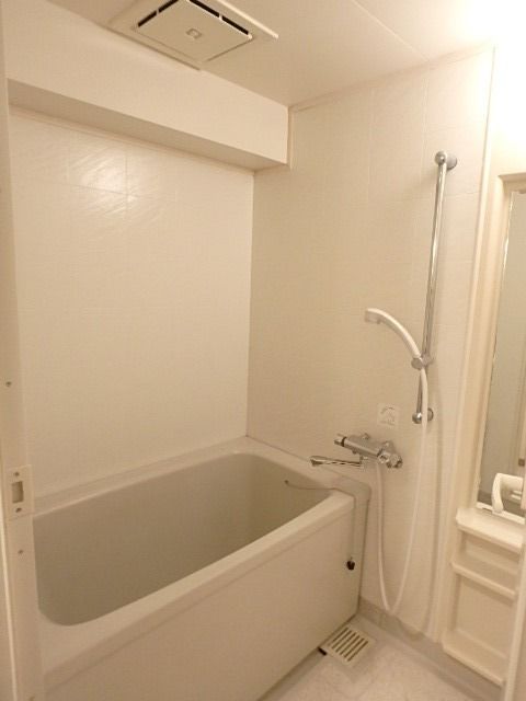 ��ʌ��������܎s��{��O���Q���ڂ̃}���V�����̃o�X