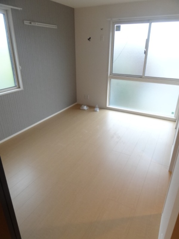 ��ʌ��@�c�s���R���ڂ̃A�p�[�g�̂��̑������E�X�y�[�X