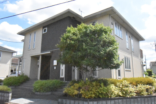 ��ʌ�����s�厚�����̃A�p�[�g�̌����O��