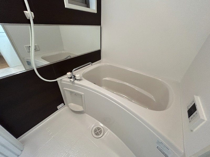 ��ʌ��������܎s�Y�a���؍�S���ڂ̃A�p�[�g�̃o�X