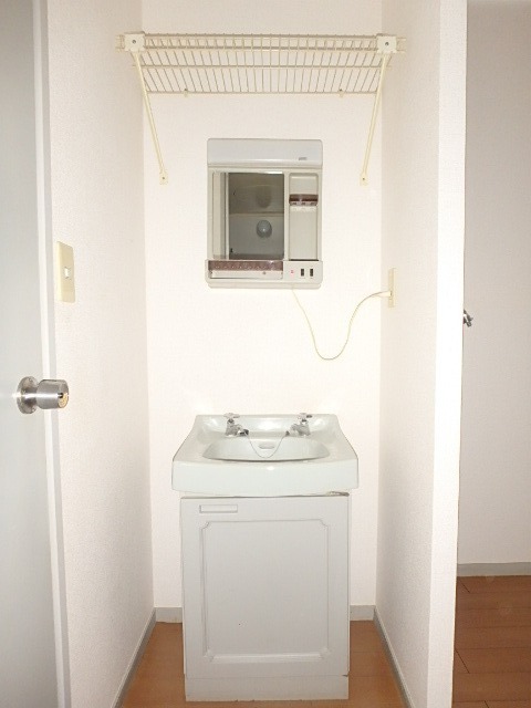 ��ʌ��������܎s�������a�c���P���ڂ̃A�p�[�g�̐��ʏ�