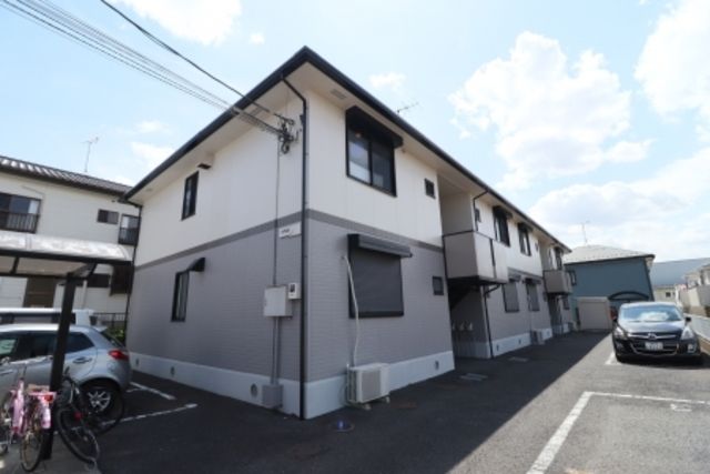 埼玉県さいたま市大宮区三橋４丁目811のアパートの建物外観