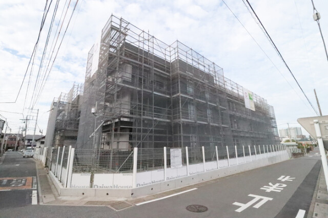 ��ʌ��������܎s��{����ؒ��S���ڂ̃A�p�[�g�̌����O��