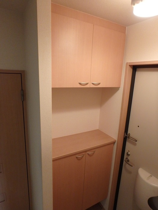 ��ʌ��z�J�s�ԎR�{���̃A�p�[�g�̌���