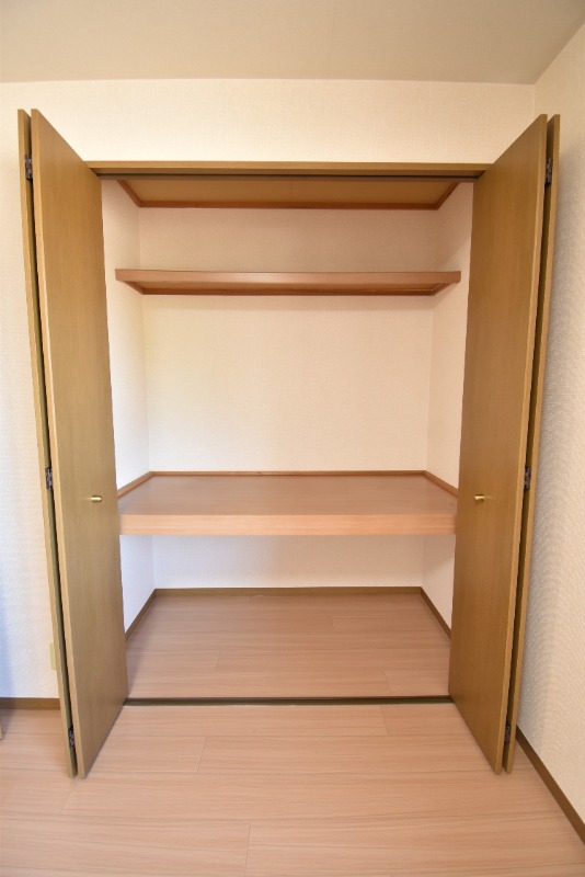 ��ʌ��������܎s�Y�a��c�R���̃A�p�[�g�̎��[