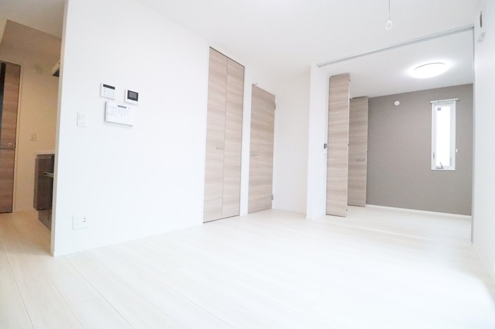 ��ʌ��������܎s�����擌��{�U���ڂ̃A�p�[�g�̋��ԁE���r���O