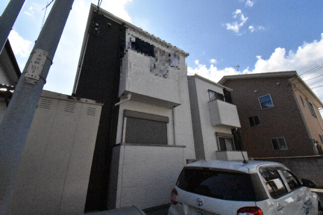 ��ʌ��������܎s��΋戤�����̃A�p�[�g�̌����O��