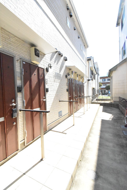 ��ʌ�����s�˒˓��P���ڂ̃A�p�[�g�̃G���g�����X