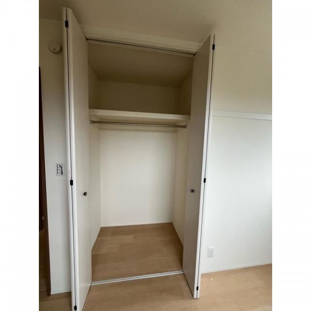 ��ʌ��@�c�s�֎R�P���ڂ̈�ˌ��Ă̂��̑��ݔ�