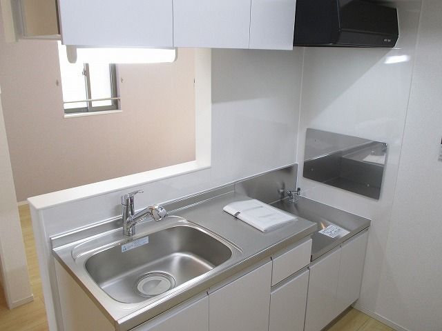 ��ʌ��������܎s��΋搼���R���ڂ̃A�p�[�g�̃L�b�`��