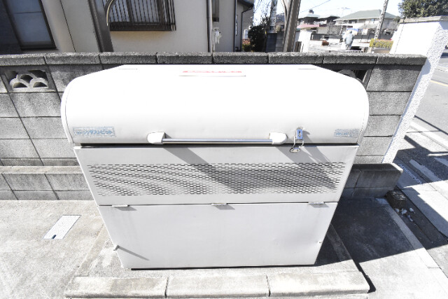 ��ʌ��������܎s��{��O���P���ڂ̃A�p�[�g�̂��̑�