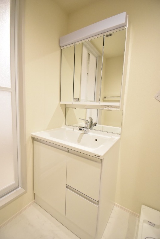 ��ʌ�����s��P���ڂ̃}���V�����̐��ʏ�