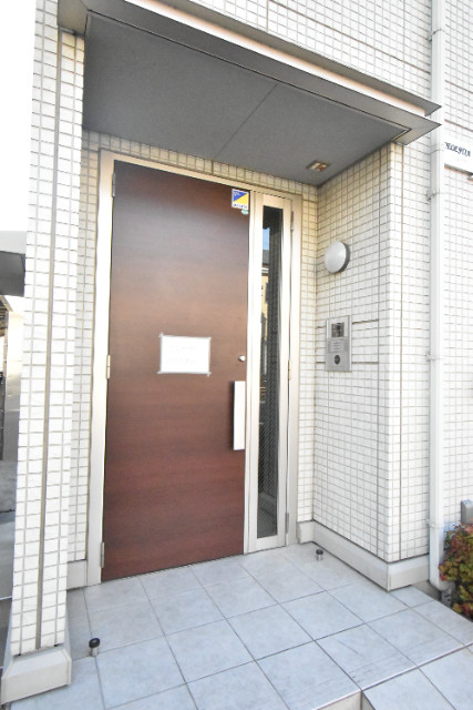 ��ʌ��z�J�s���C�N�^�E���T���ڂ̃A�p�[�g�̃G���g�����X