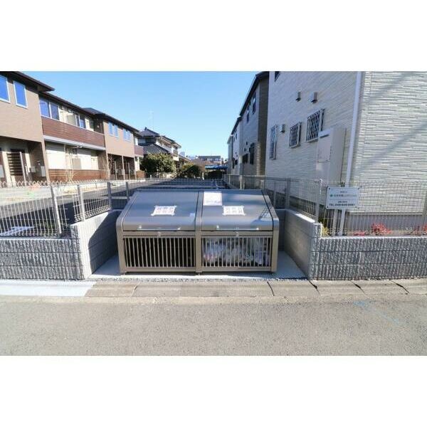 ��ʌ�����s���ȂQ���ڂ̃A�p�[�g�̂��̑�