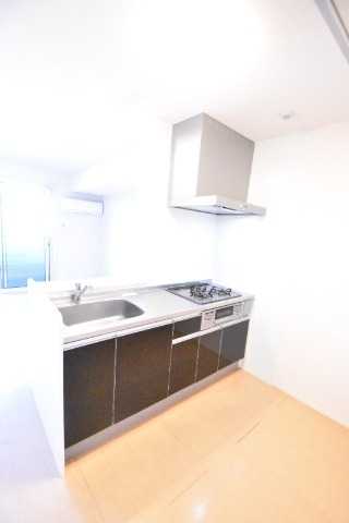 ��ʌ������s�������̃A�p�[�g�̃L�b�`��