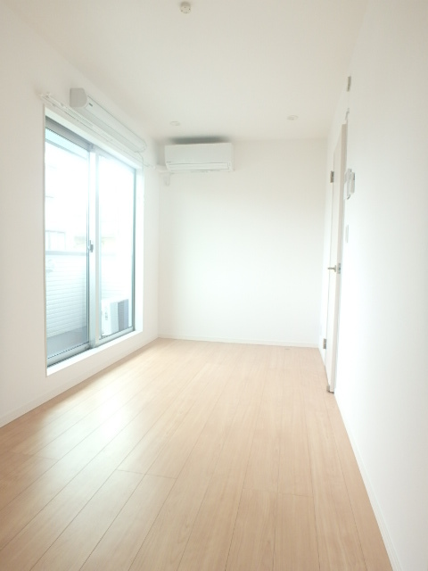 ��ʌ��������܎s�k��A�|���P���ڂ̃A�p�[�g�̋��ԁE���r���O