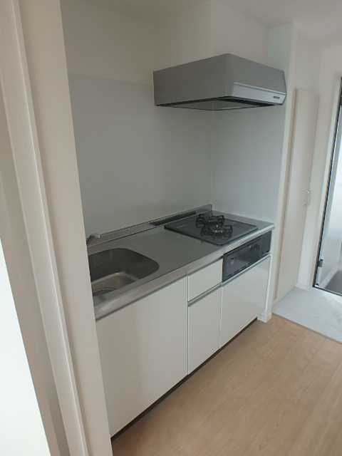 ��ʌ��������܎s�k��A�|���P���ڂ̃A�p�[�g�̃L�b�`��