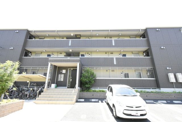 ��ʌ��������܎s�k��g�쒬�P����362-12�̃A�p�[�g�̌����O��