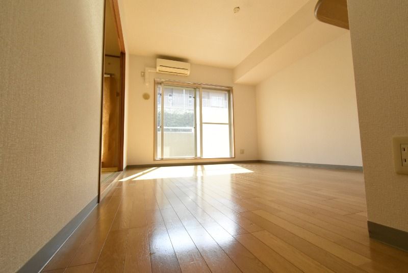 ��ʌ�����s�厚���s�̃}���V�����̋��ԁE���r���O