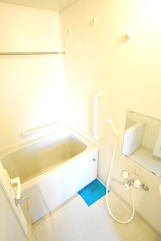 ��ʌ�����s�厚���s�̃}���V�����̃o�X