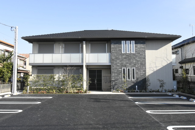 ��ʌ��������܎s������x�蒬�̃A�p�[�g�̌����O��