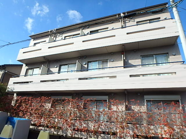 ��ʌ��������܎s��{��x�̓����P���ڂ̃}���V�����̌����O��