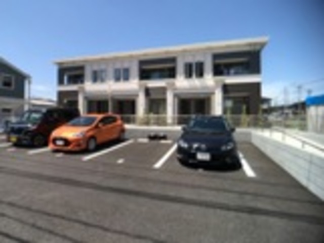 ��ʌ��������܎s��΋���q�S���ڂ̃A�p�[�g�̒��ԏ�