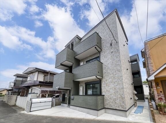 ��ʌ��������܎s����厚�w��̃A�p�[�g�̌����O��