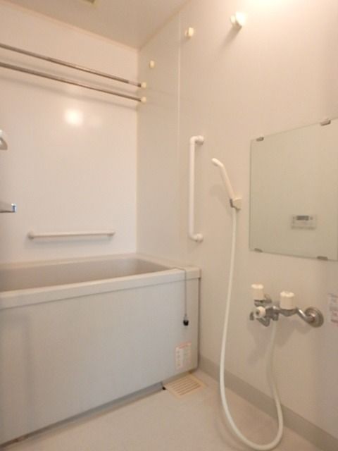 ��ʌ�����s�厚���s�̃}���V�����̃o�X