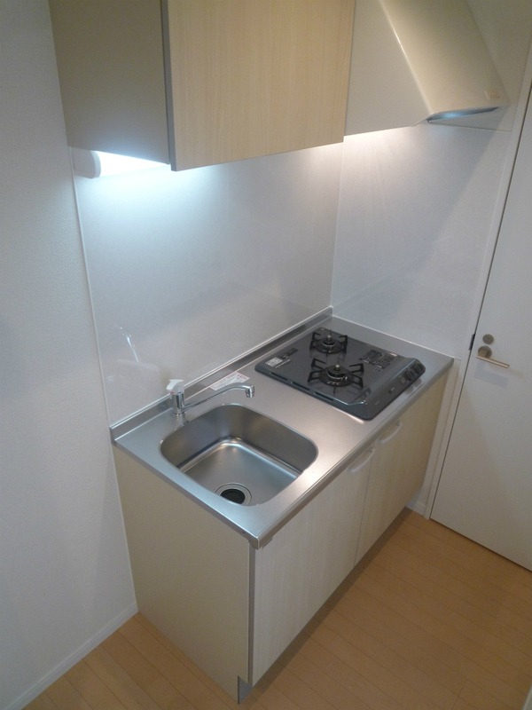 ��ʌ�����s�≺���S���ڂ̃A�p�[�g�̃L�b�`��