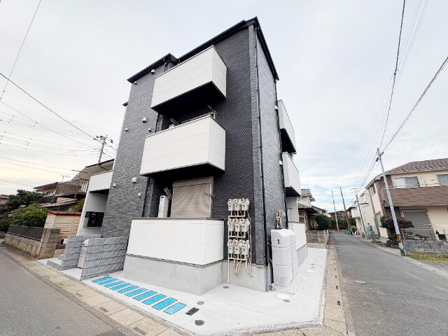 ��ʌ��������܎s�������a�c���Q���ڂ̃A�p�[�g�̌����O��