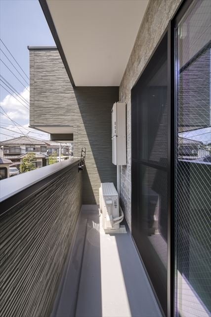 ��ʌ��������܎s����厚�w��̃A�p�[�g�̃o���R�j�[