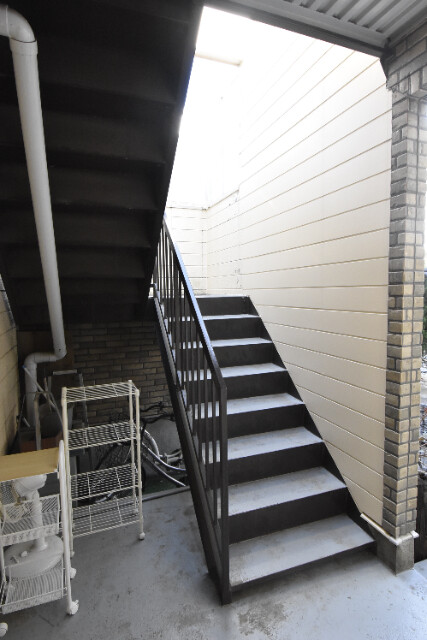 ��ʌ��������܎s�����擌��{�U���ڂ̃A�p�[�g�̃G���g�����X