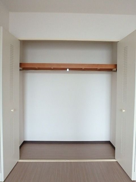 ��ʌ�����s�厚���s�̃}���V�����̎��[