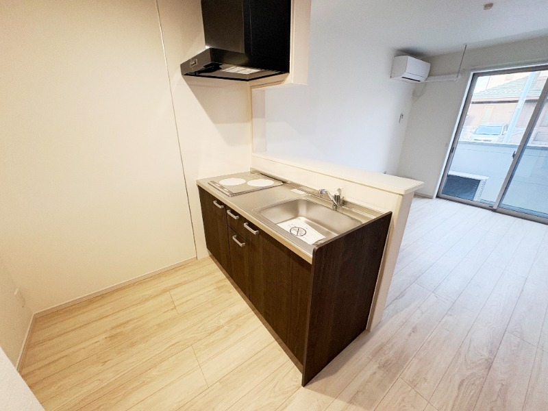 ��ʌ��������܎s�������a�c���Q���ڂ̃A�p�[�g�̃L�b�`��