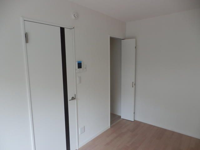 ��ʌ�����s�厚���̃A�p�[�g�̋��ԁE���r���O