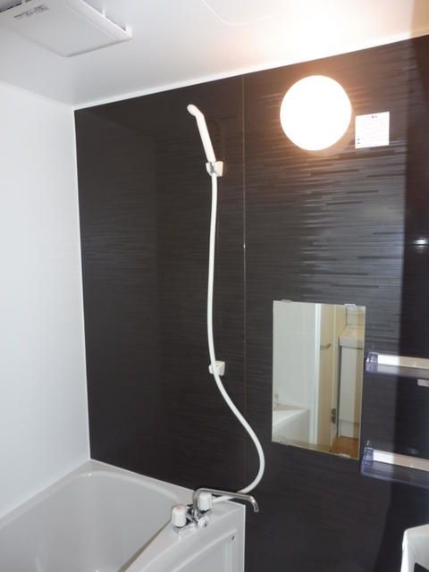 ��ʌ�����s�厚���̃A�p�[�g�̃o�X