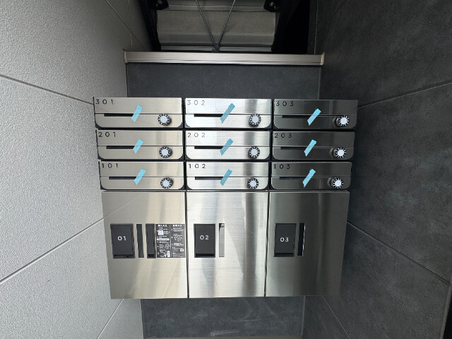 ��ʌ��z�J�s���̃A�p�[�g�̂��̑�