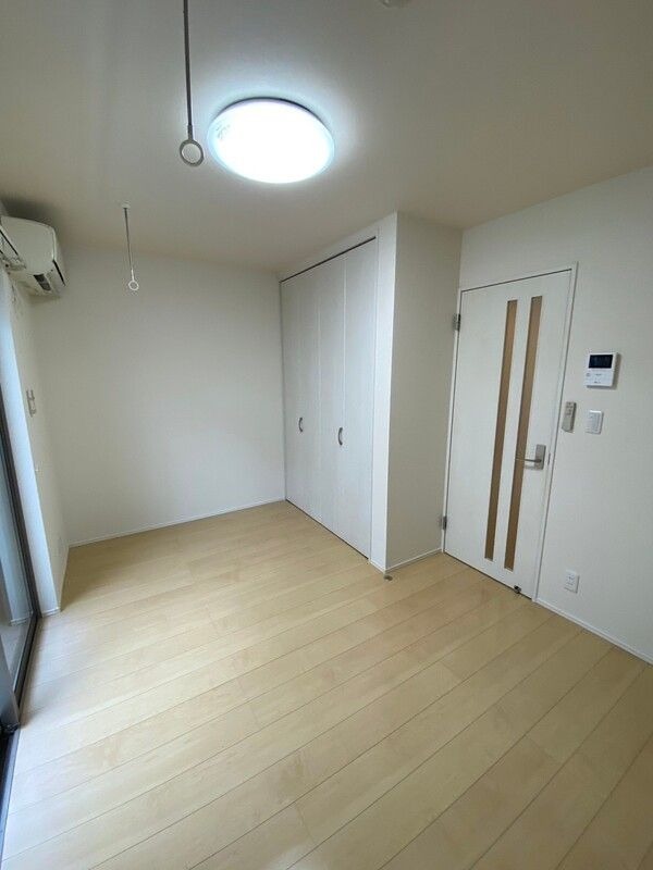 ��ʌ��z�J�s���S���ڂ̃A�p�[�g�̋��ԁE���r���O