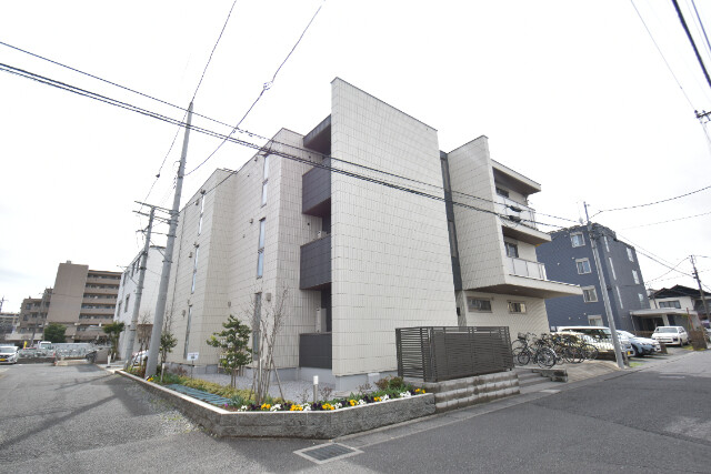 ��ʌ��������܎s�k����i���R���ڂ̃}���V�����̌����O��