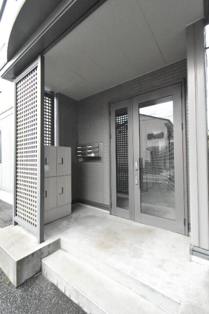 ��ʌ��z�J�s���������Q���ڂ̃A�p�[�g�̃G���g�����X