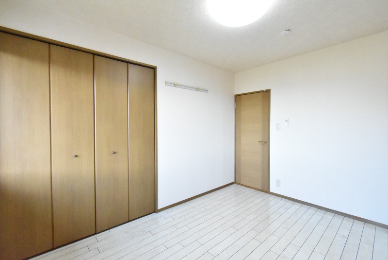 ��ʌ�����s���ԂR���ڂ̃A�p�[�g�̂��̑�